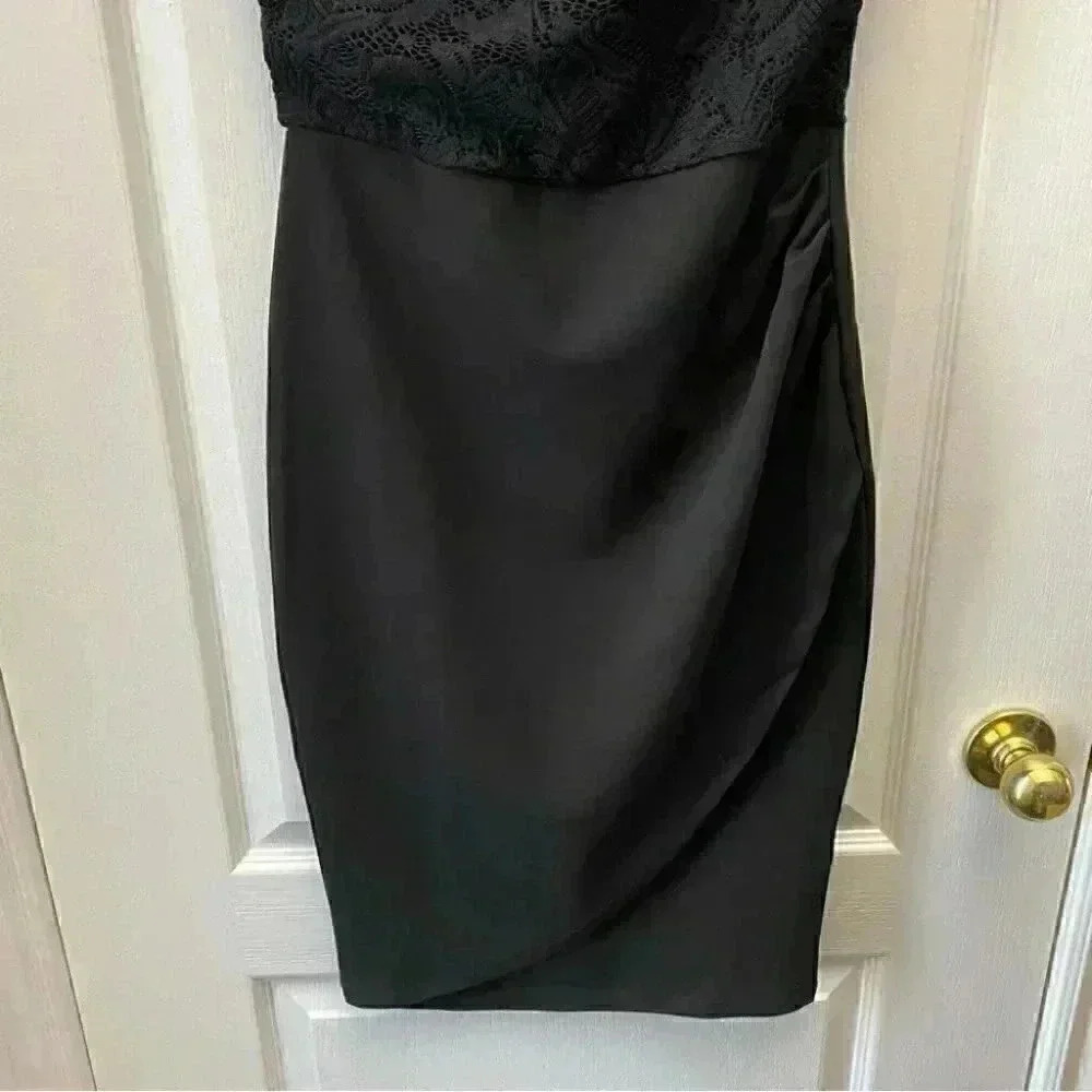 Le Chateau Black Cocktail Dress Off Shoulder Bardot Lace Bodice Formal LBD XS - Picture 8 of 16